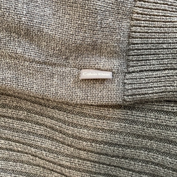 Calvin Klein Men’s zip-up sweater - Picture 6 of 10